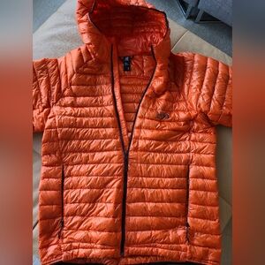 Mountain Hardware Ghost Whisperer Hoody